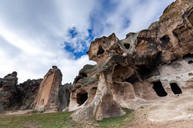 Eskisehir 'in Yazilikaya kentindeki Midas Anıtı. Midas Anıtı (Yazilikaya). Phrygian Vadisi. Tarihsel Phrygia ve Gordion coğrafyası. 