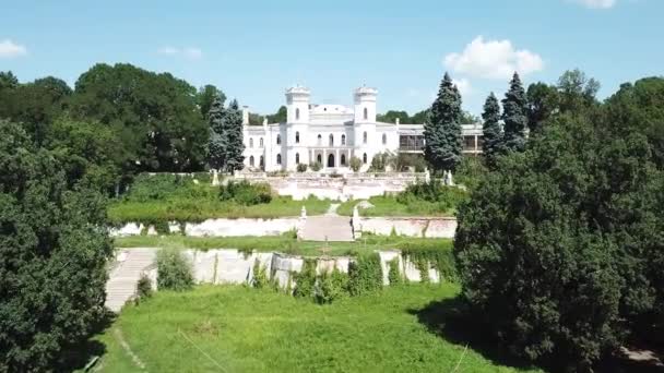 Sharovka Harkiv Oblastı Ukrayna Jule 2020 Peyzaj Uzakta Kuleleri Olan — Stok video