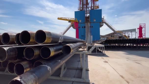 Tubos Metálicos Estación Perforación Gas Extracción Recursos Naturales Gas Natural — Vídeo de stock