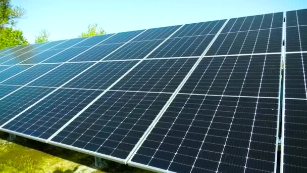 Large Solar Panels Panorama Green Energy Concept Generating Electricity Solar — Stock Video