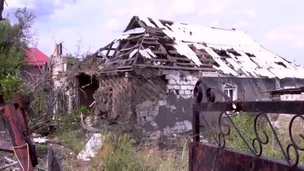 Residential Building Destroyed War Ukrainian Village House Broken Roof Russian — Stock Video