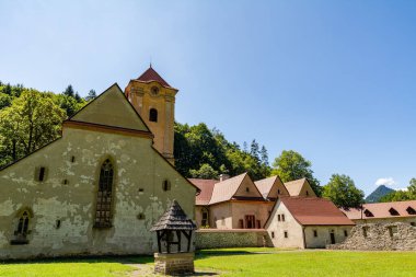 Cerveny Klastor 'daki Kızıl Manastır (Slovakya)