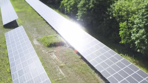 Aurinkosähköjärjestelmän Aurinkopaneelit Näkymä Aurinkopaneeli Drone — kuvapankkivideo