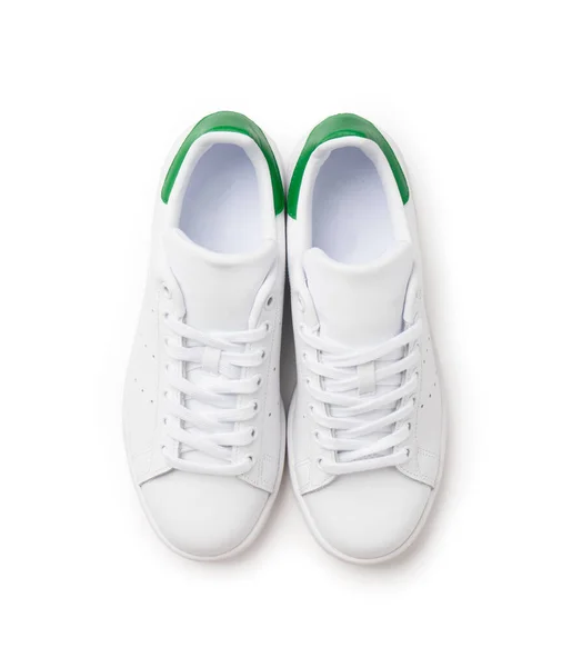 Обычные Спортивные Белые Кружевные Кроссовки Коже Зелеными Деталями Дизайна Новые — стоковое фото