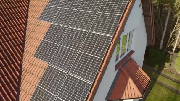 Modern Fotovoltaikus Monokristályos Napelemek Készült Szilárd Szilícium Kristály Nagy Hatékonyságú — Stock videók