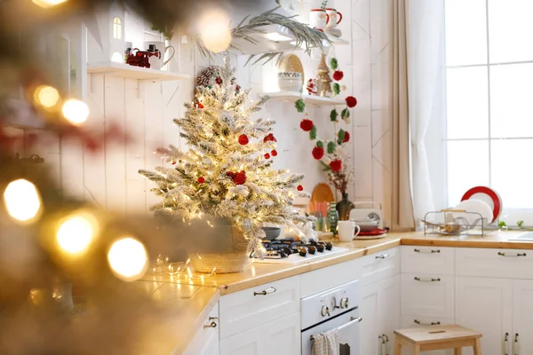 Świąteczna Kuchnia Domu Kuchnia Skandynawski Styl — Zdjęcie stockowe