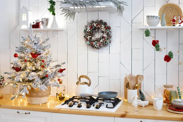 Baum Der Heimischen Weihnachtsküche Küche Skandinavischen Stil — Stockfoto