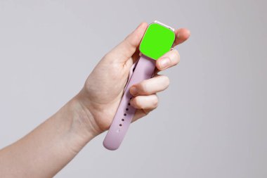 Krom anahtar ekran ile akıllı saat