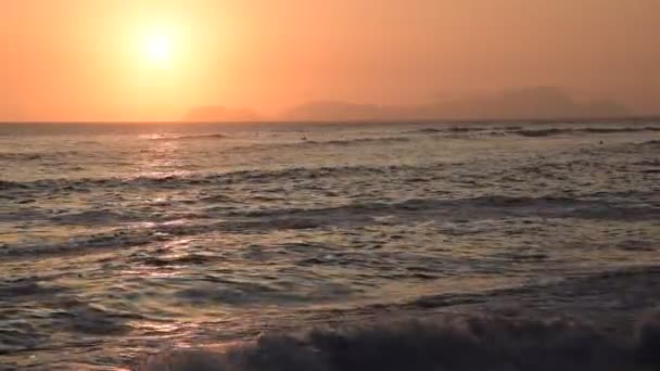 Matahari Terbenam Oleh Laut Lima Peru — Stok Video
