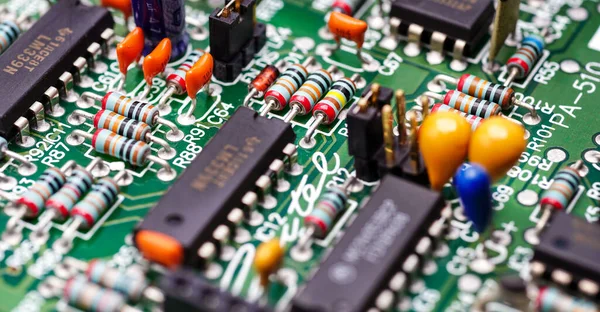 Elektronica Aan Boord Van Elektrische Circuits Close Shot Selectieve Focus — Stockfoto
