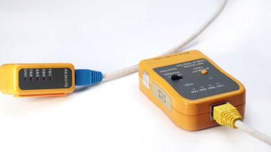 Kablo performans testi, yakın plan