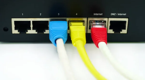 Conexão Rede Lan Internet Cabos Ethernet Rj45 Plugue Para Roteador — Fotografia de Stock