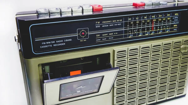 Siyah Kadran Taşınabilir Radyo Yakın Kırmızı — Stok fotoğraf
