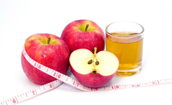 苹果醋 苹果汁和苹果汁加胶带量 健康食品 夏天为控制体重而饮酒 减肥的保健理念 — 图库照片