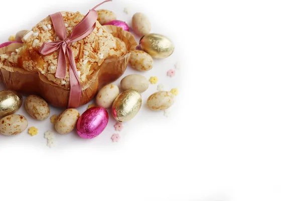 Dulce Pastel Pascua Llamado Colomba Pasquale Con Coloridos Huevos Chocolate — Foto de Stock
