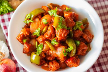 Soya Mançurya Chili Soya fasulyesi tarifinin seçici odak noktası. dekoratif arkaplanı olan.