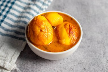 Lezzetli yumurta körisi, Bengali Hint mutfağı.. 