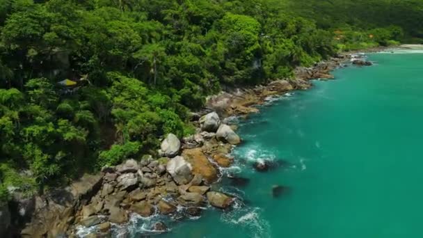 Úžasné Tropické Pobřeží Kameny Tyrkysovým Oceánem Brazílii Letecký Pohled — Stock video