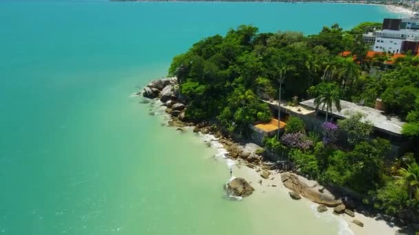 Бразильское Побережье Пляжем Бирюзовым Океаном Флорианополисе Вид Воздуха — стоковое видео