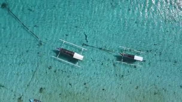 Vissersboten Blauwe Oceaan Bali Eiland Luchtzicht — Stockvideo