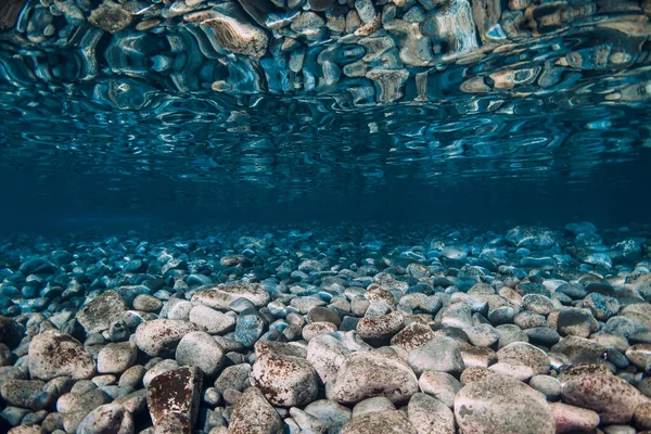 Underwater Ocean Stones Bottom Reflection Surface — Stock Photo, Image