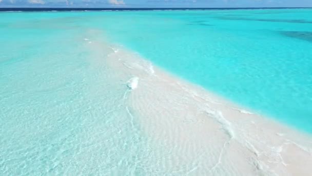 Tropický Letecký Pohled Krajina Přímořská Pláň Přes Mužský Atoll Písečný — Stock video