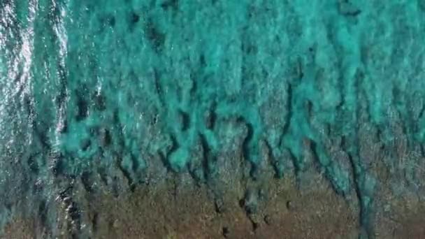 Maldivler Deki Tropikal Okyanus Manzarası Deniz Yüzeyinin Havadan Görünüşü Yüksek — Stok video