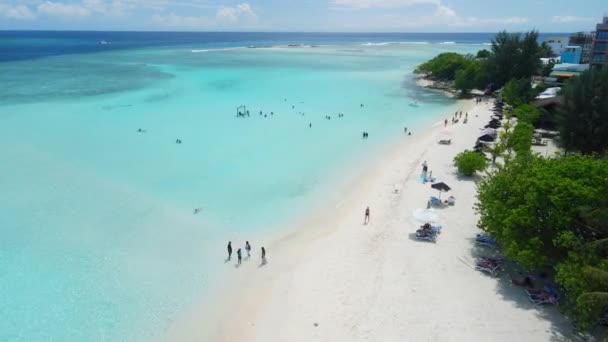 Letecký Pohled Ostrov Gulhi Poblíž Maafushi Kaafu Atoll Tropický Ostrov — Stock video