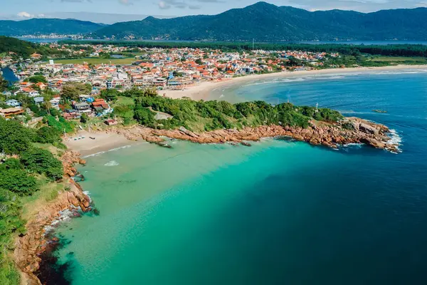 Plaże Przejrzysty Ocean Brazylii Drone Widok Plaży Linii Brzegowej Florianopolis — Zdjęcie stockowe