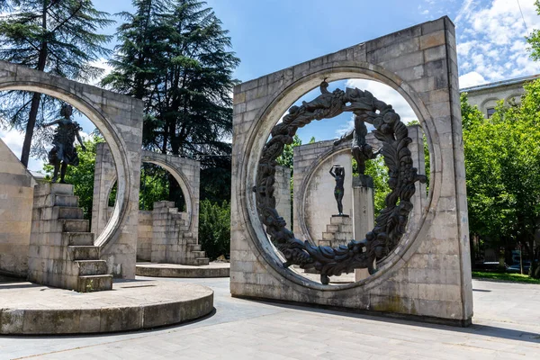 Kutaisi Georgia Glory Labour Monument Amashukeli Bastanashvili 1981 Bronze Marble — Stockfoto