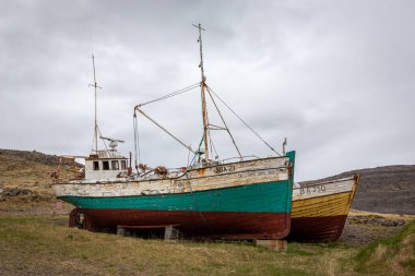 Patreksfjordur, Iceland, 24.05.22. Traditional old wooden fishing boats in Hnjotur Museum of Egill Olafsson in Orlygshofn, open air display.