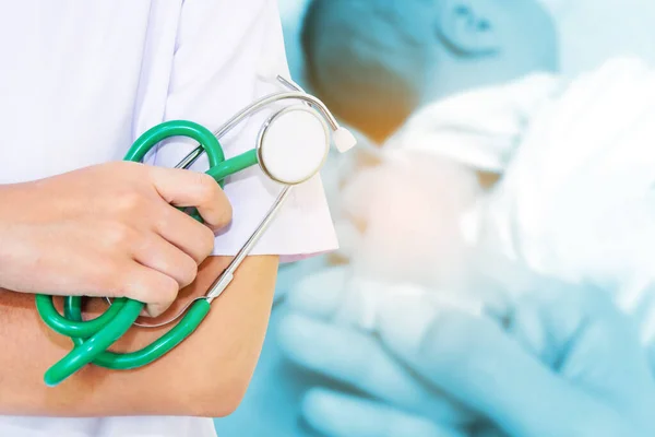 Doctor Green Stethoscope Newborn Baby Background — Stock Photo, Image