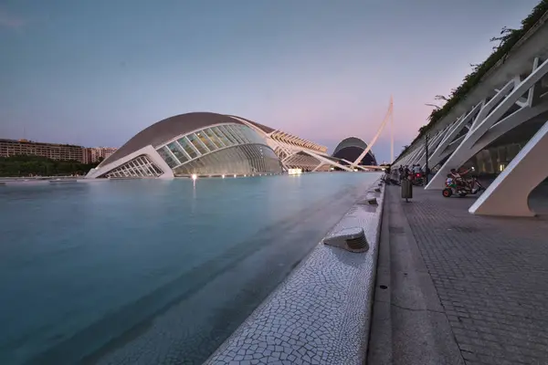 Valencia Nın Amblemi 2023 Yumuşak Günbatımı Aydınlığında Bilim Sanat Şehri — Stok fotoğraf
