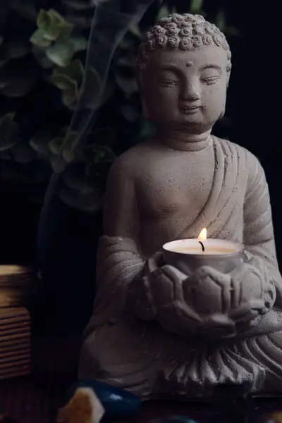 Stone Statue Buddha Candle Gems Dark Background — Stock Photo, Image