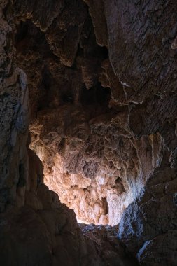 İspanya 'daki Derin Sarkıtlar Dağı' ndaki mağara