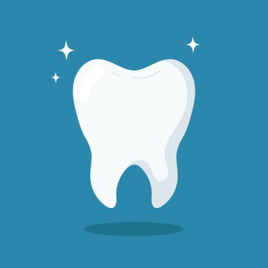 Mavi arkaplanda beyaz temiz diş izole edildi