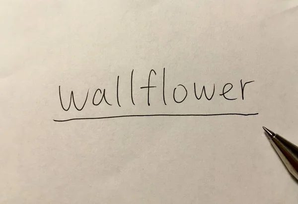 Wallflower Begrepp Ord Papper Bakgrund — Stockfoto