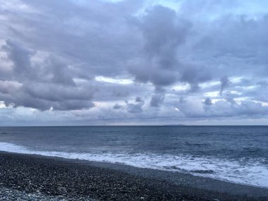 Pasifik 'te bir sahil. Taitung, Tayvan.