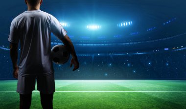 Stadyumda bir futbolcu