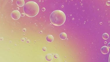 Su konsepti üzerinde hareket eden yağ kabarcığı arka plan minimumum, kabarcıklı yağlı boya alanları