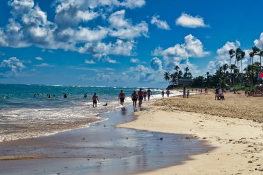 Punta Cana, Dominik Cumhuriyeti, 22 Kasım 2022: Punta Cana, Dominik Cumhuriyeti 'ndeki Bavaro plajından günlük sahne.