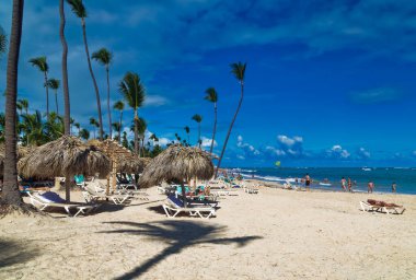 Punta Cana, Dominik Cumhuriyeti, 22 Kasım 2022: Punta Cana, Dominik Cumhuriyeti 'ndeki Bavaro plajından günlük sahne.