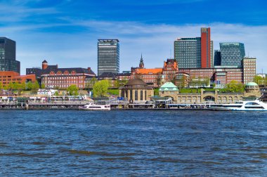 Hamburg, Almanya, 30 Nisan 2023: Limandan Hamburg, Almanya.