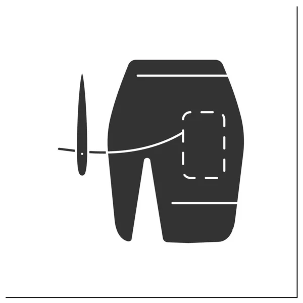 ミニスカートグリフアイコン トレンドのスカート 服に穴を開けた 針と糸だ 服の修理の概念を記入フラットサイン 独立したシルエットベクトルイラスト — ストックベクタ