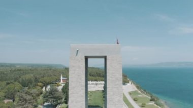 Birinci Dünya Savaşı sırasında Çanakkale ve deniz çatışmalarının yaşandığı Gelibolu Yarımadası.. 