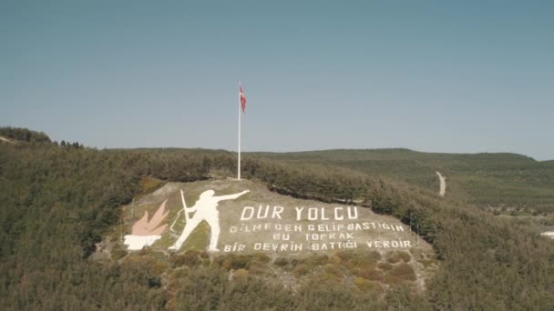 Luftaufnahme Von Dur Yolcu Traveller Halt Der Boden Den Man — Stockvideo