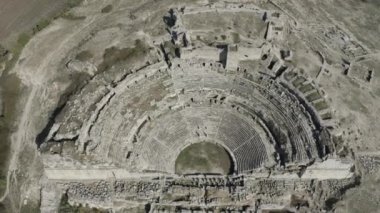 Aydın 'ın Tarihi Şehir ve Antik Tiyatrosu' nun Hava Manzarası