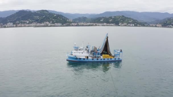 Vista Aérea Barco Pesca Mar Negro Rize Filmación Turquía — Vídeo de stock