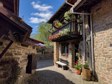 Barcena Belediye Başkanı, Cantabria, İspanya - 7 Ağustos 2023: Barcena Belediye Başkanlığı, Cantabria 'nın en eski kenti, 7 Ağustos 2023 Bartabria Belediye Başkanı, İspanya