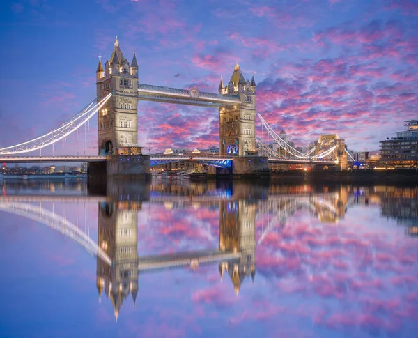 Skyline London Sunset Time Tower Bridge Thames Riverside — Stock fotografie